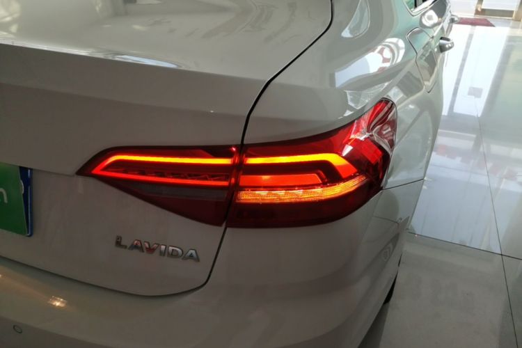 Volkswagen Lavida 2019 #8 Volkswagen Lavida 2019 car image #8