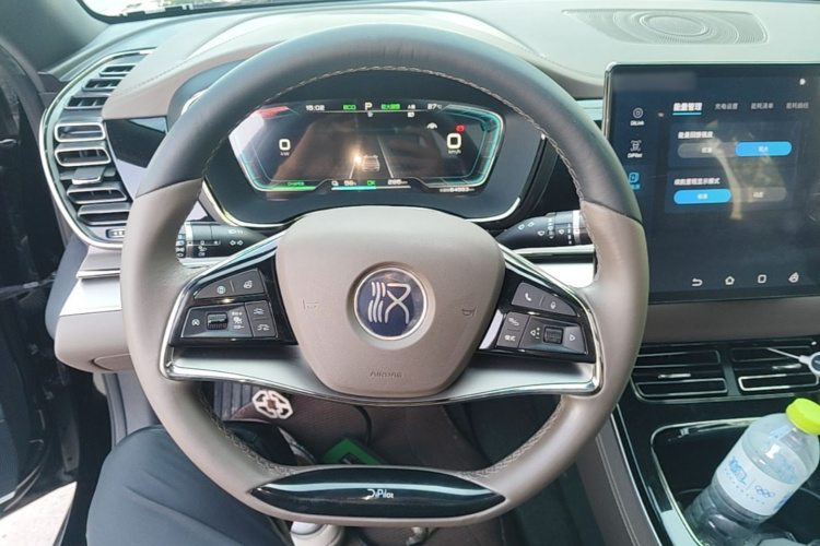 BYD Han 2021 car image #11