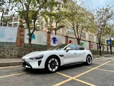 MI SU7 2025 car image 