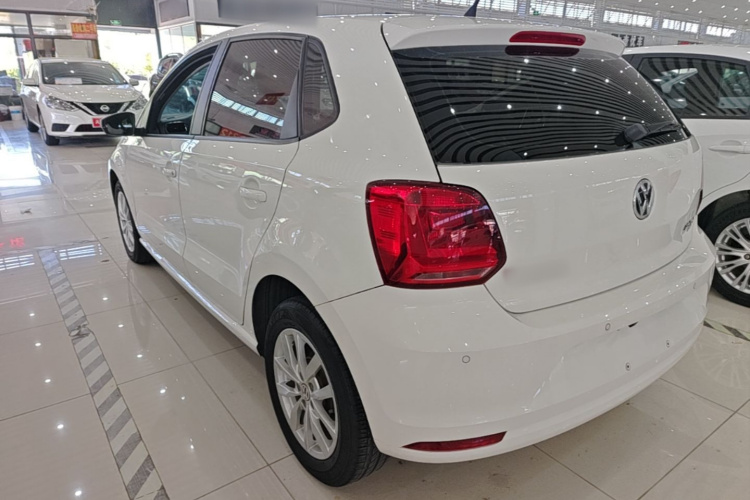 Volkswagen Polo 2018 image de voiture #5