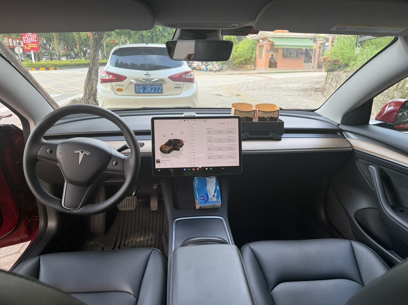 Tesla Model 3 2022 car image #8