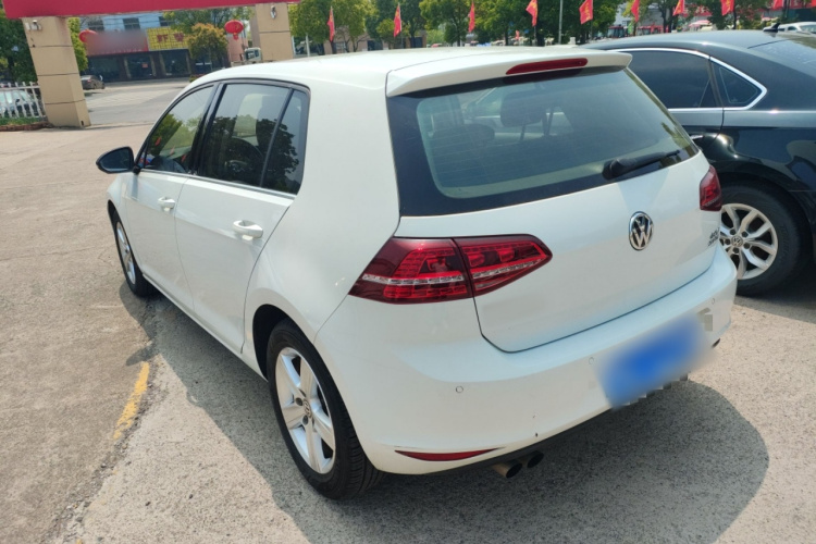 Volkswagen Golf 2017 immagine di auto #5