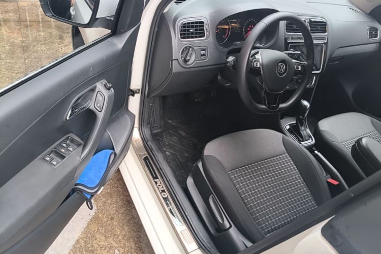 Volkswagen Polo 2018 #16 Volkswagen Polo 2018 car image #16