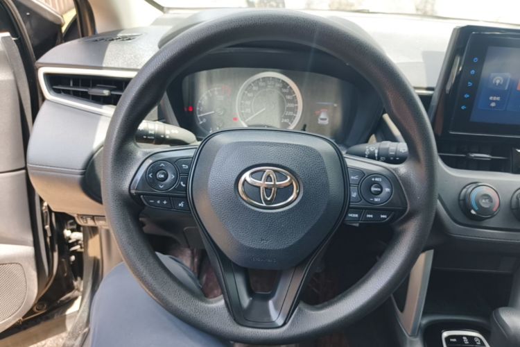 Toyota Corolla Cross 2023 car image #11