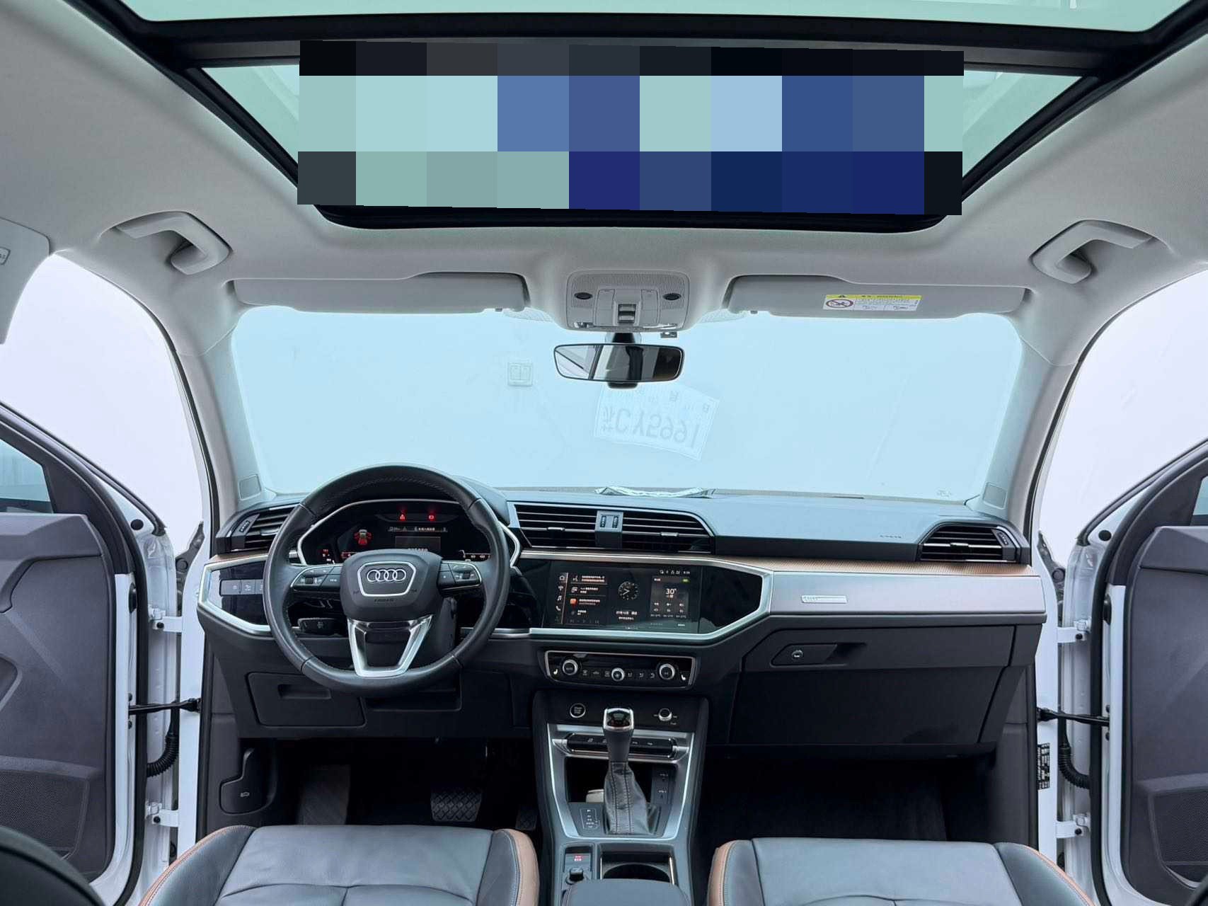 Audi Q3 2023 car image #15