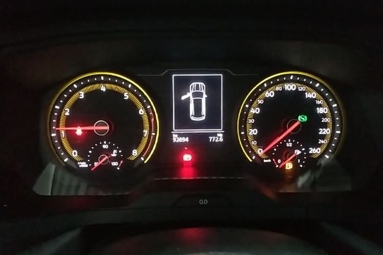 Volkswagen Tharu 2020 car image #12