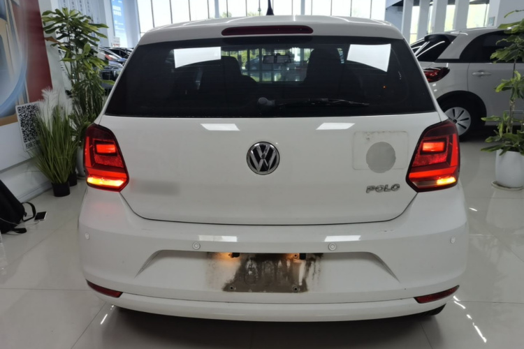 Volkswagen Polo 2016 #6 Volkswagen Polo 2016 car image #6