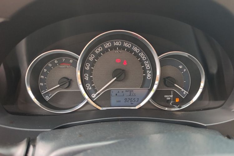 Toyota Corolla 2015 car image #13