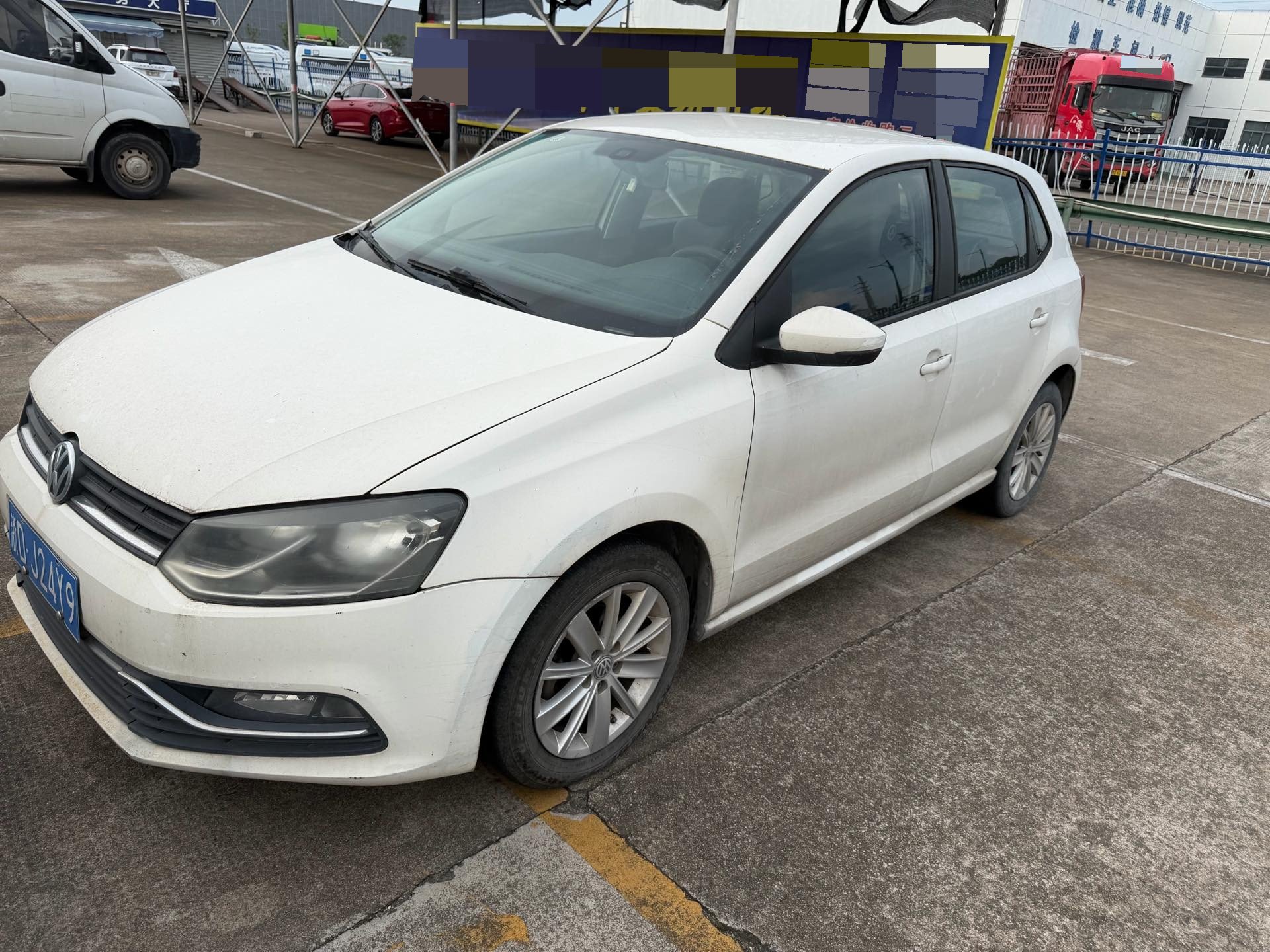 Volkswagen Polo 2014 Volkswagen Polo 2014 car image