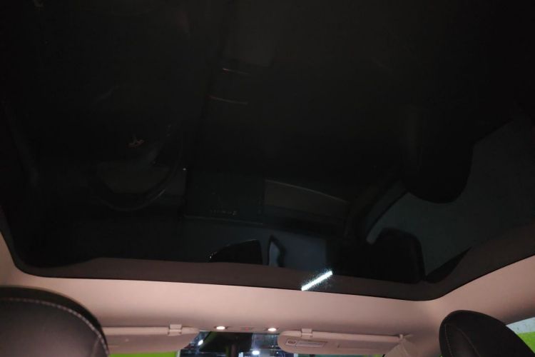 Tesla Model Y 2021 #16 Tesla Model Y 2021 car image #16