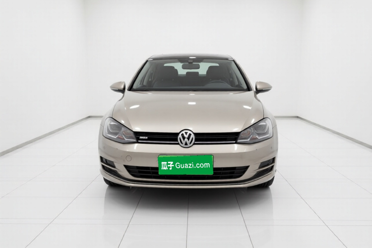 Volkswagen Golf 2014 car image #3