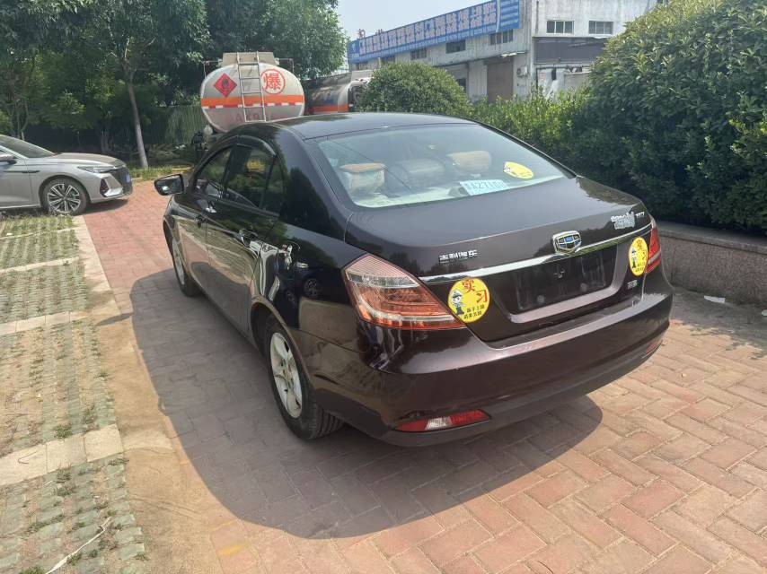 GEELY Emgrand 2015 immagine di auto #9