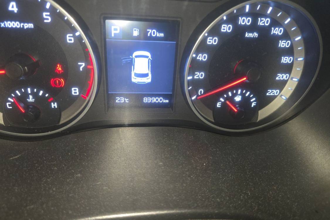 Kia KX1 2018 immagine di auto #25