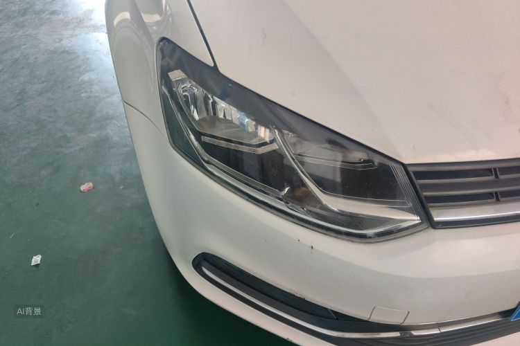 Volkswagen Polo 2015 car image #8