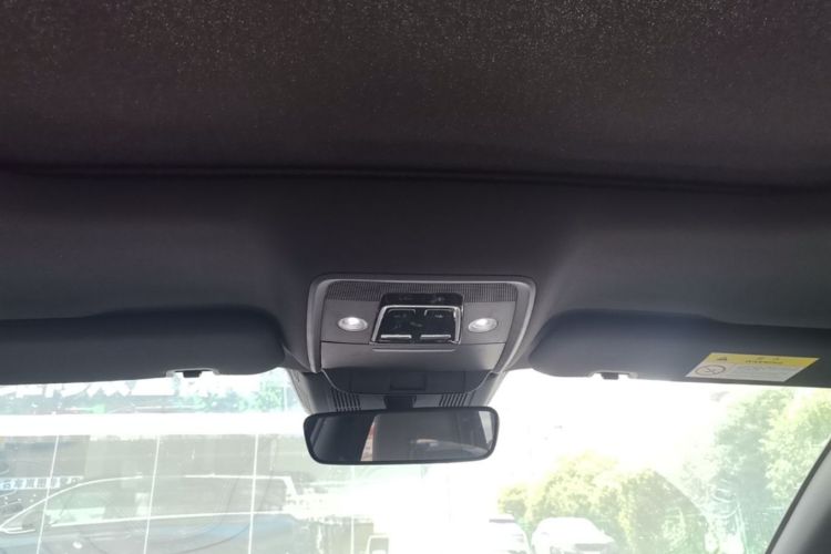 BYD Han 2022 car image #18