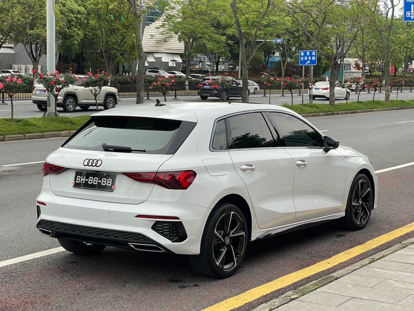 Audi A3 2021 car image #7