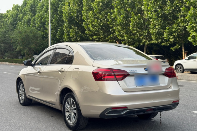 GEELY Emgrand 2018 car image #5