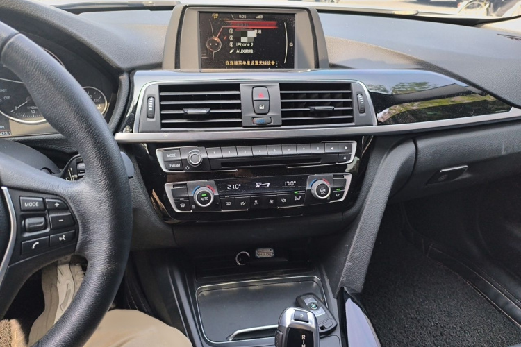 BMW 3 Series 2017 car image #15