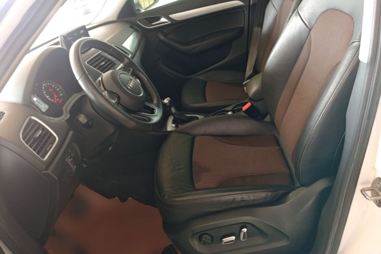 Audi Q3 2018 #15 Audi Q3 2018 car image #15