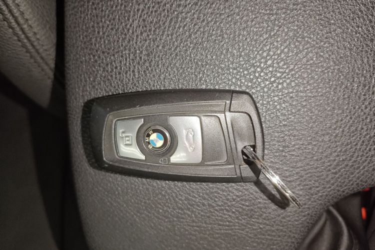 BMW 3 Series 2016 imagen de coche #10