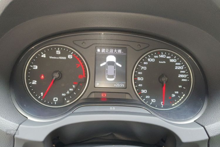 Audi A3 2015 car image #13