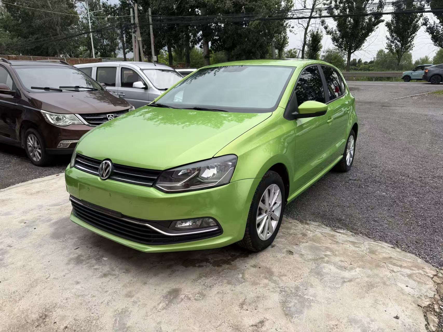 Volkswagen Polo 2014 Volkswagen Polo 2014 car image