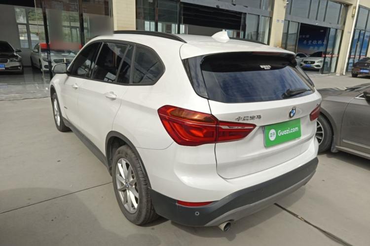 BMW X1 2018 #5 BMW X1 2018 car image #5