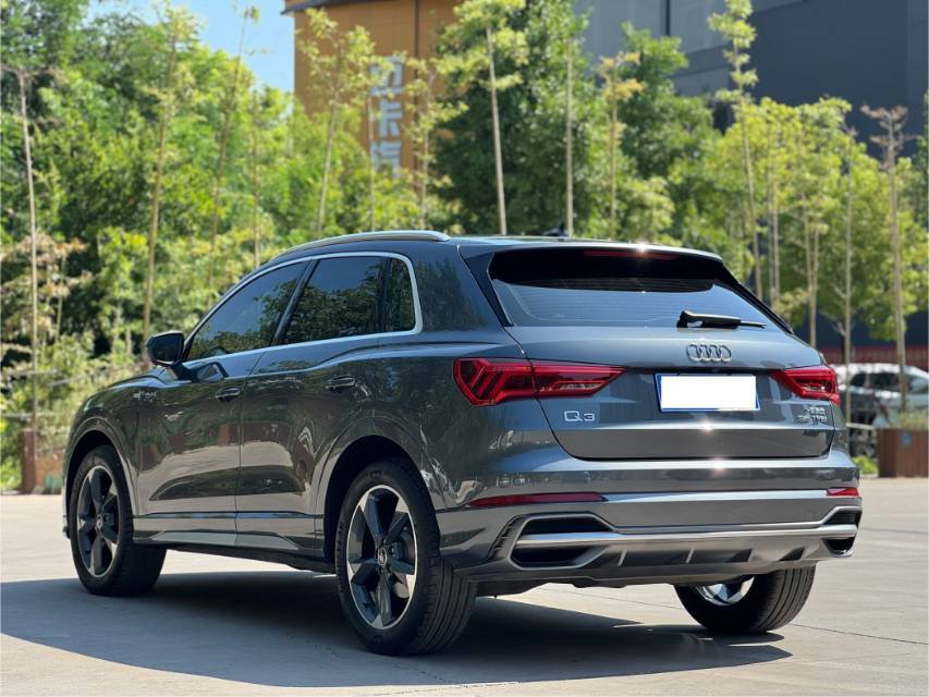 Audi Q3 2023 #6 Audi Q3 2023 car image #6