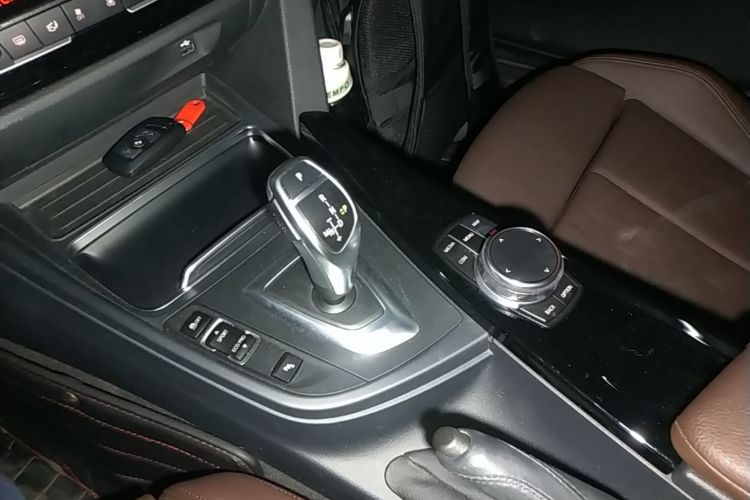 BMW 3 Series 2019 #14 BMW 3 Series 2019 car image #14