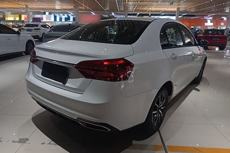 GEELY Emgrand 2019 #7 GEELY Emgrand 2019 car image #7