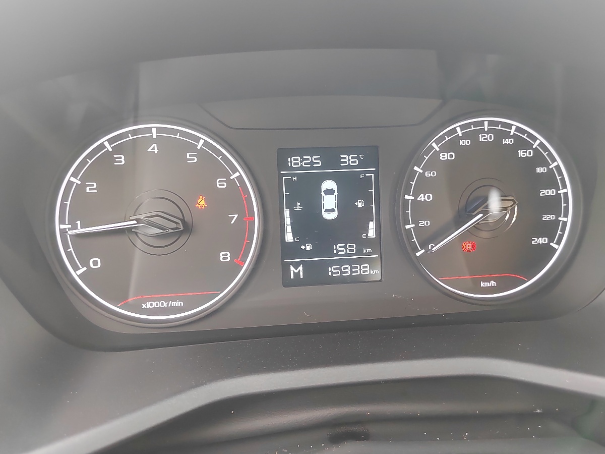 GEELY Emgrand 2023 #8 GEELY Emgrand 2023 car image #8