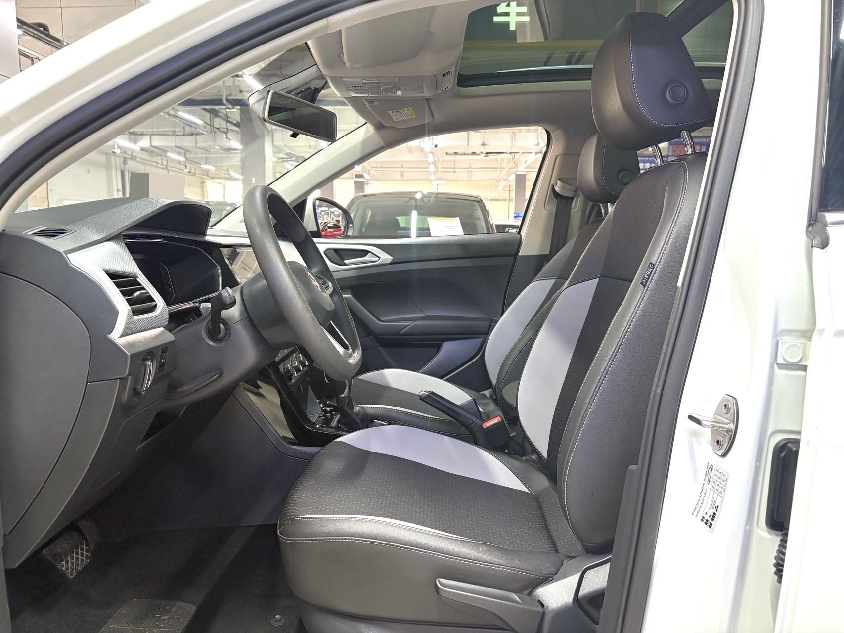 Volkswagen Tacqua 2022 صورة سيارة #4