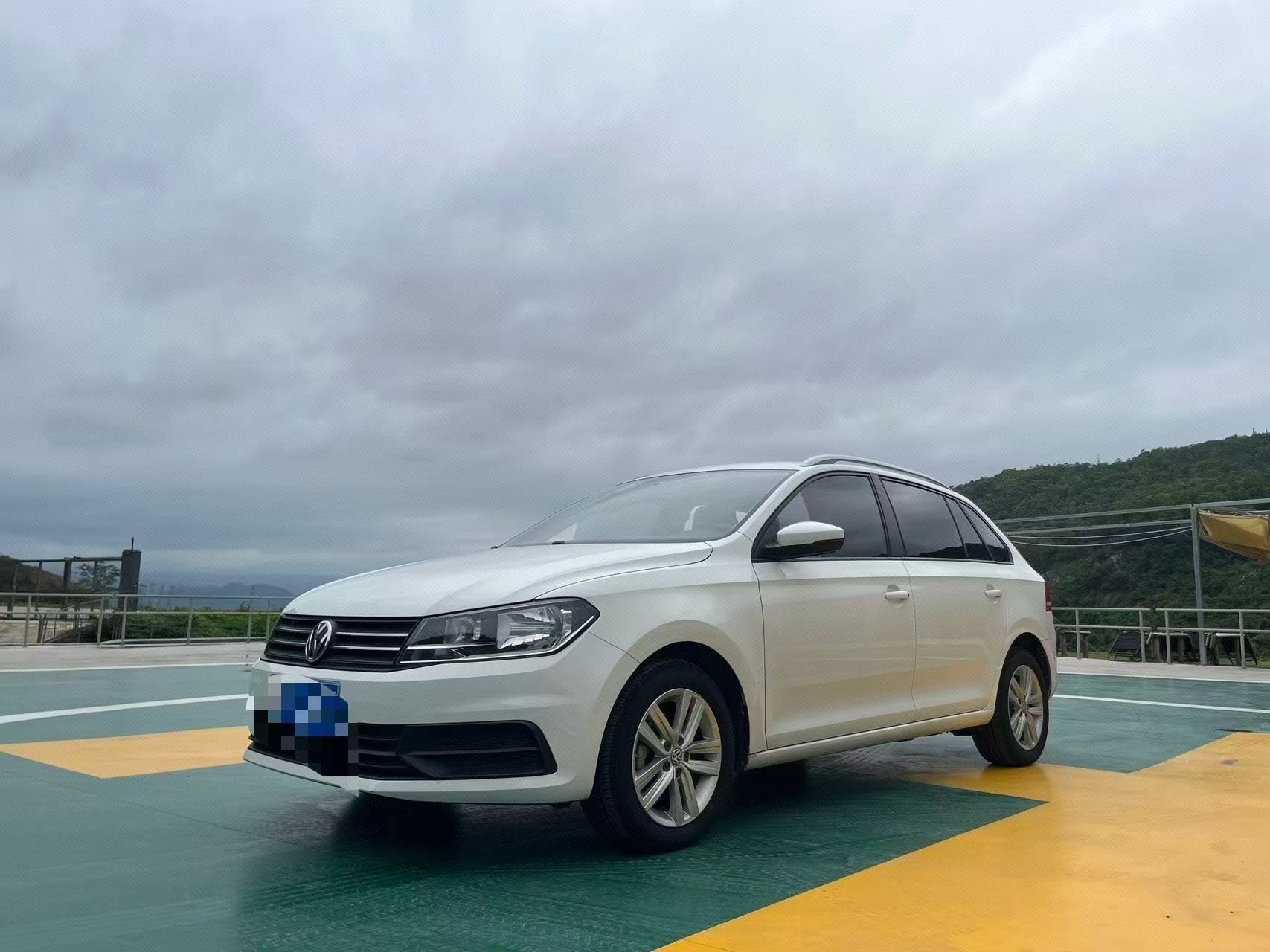 Volkswagen Santana 2018 car image 