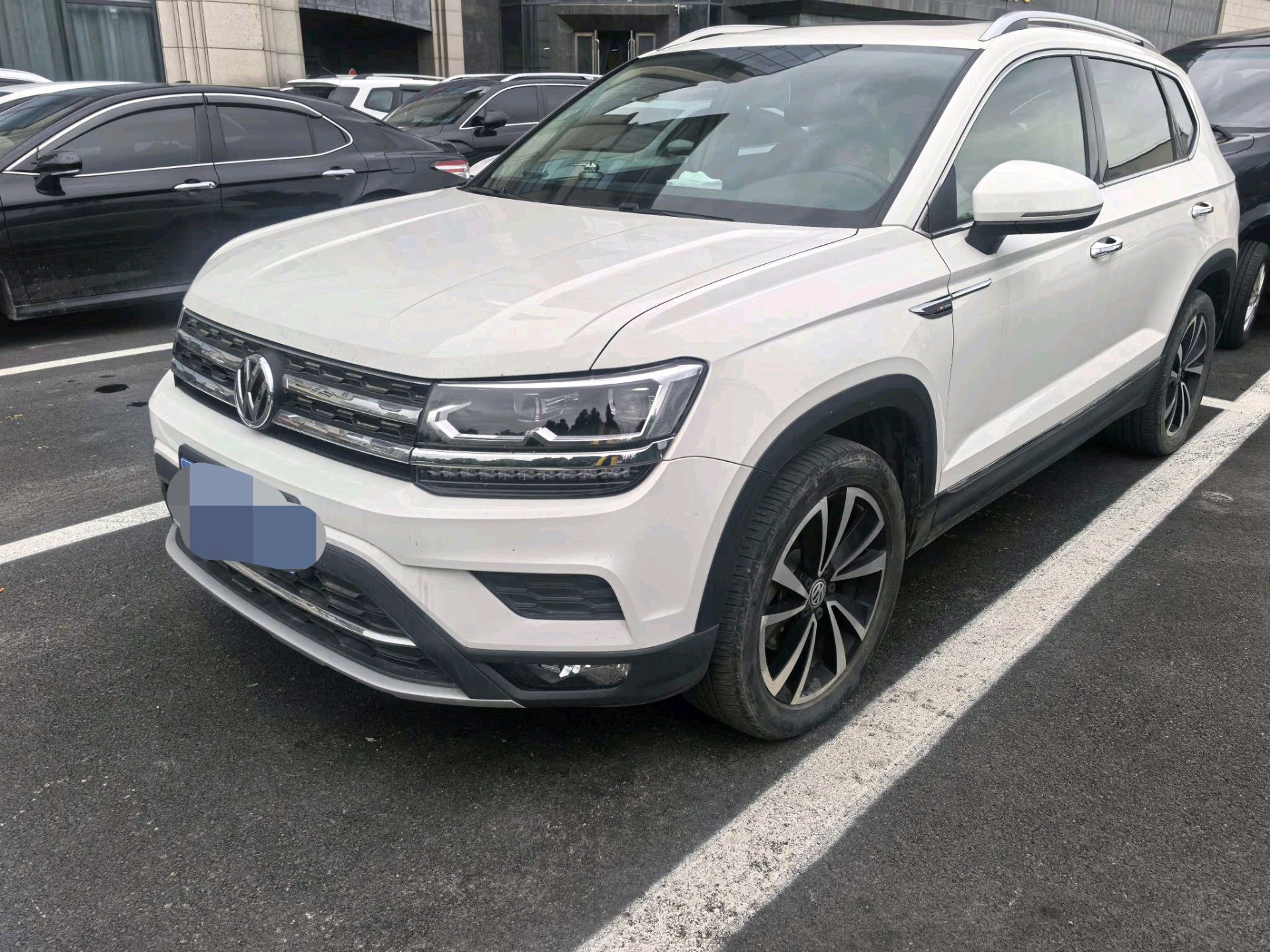 2020 2020 car image