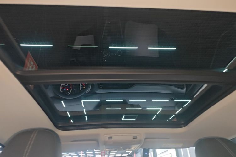 Volkswagen T-Cross 2021 #18 Volkswagen T-Cross 2021 car image #18