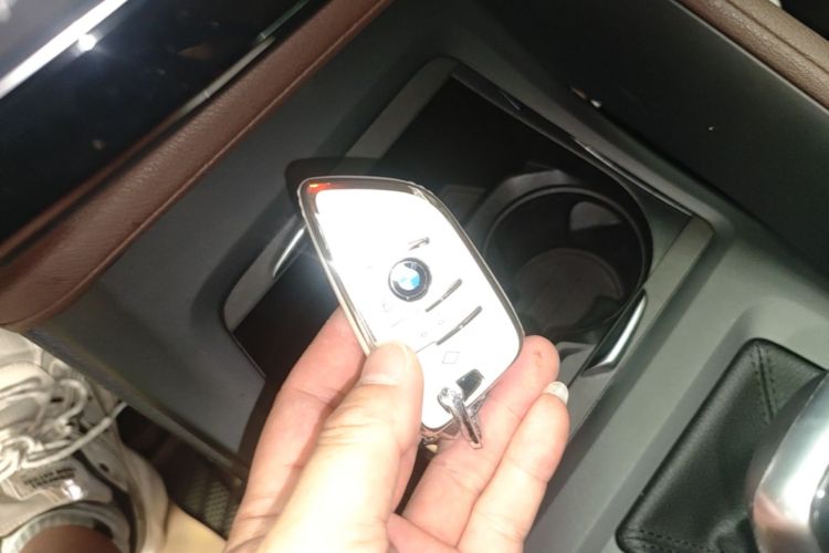 BMW X1 2022 car image #10