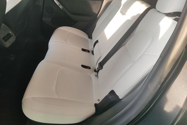 Tesla Model Y 2024 #17 Tesla Model Y 2024 car image #17