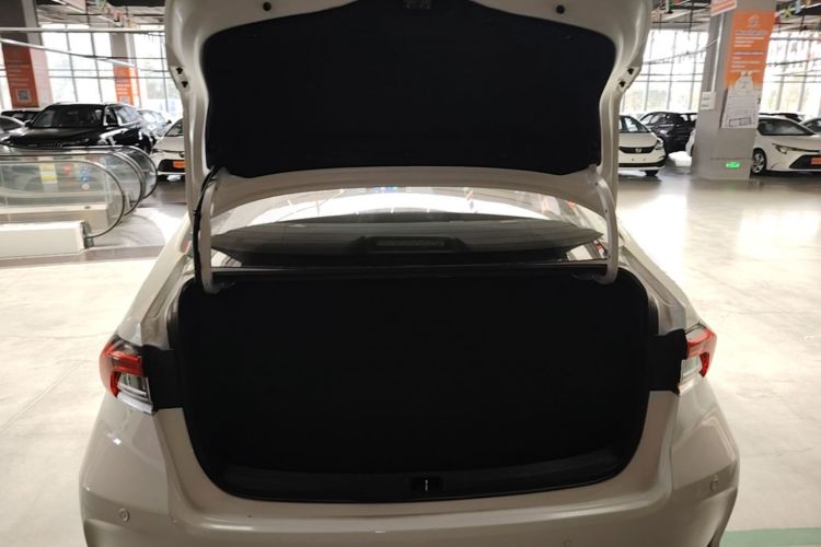 Toyota Corolla 2023 car image #19