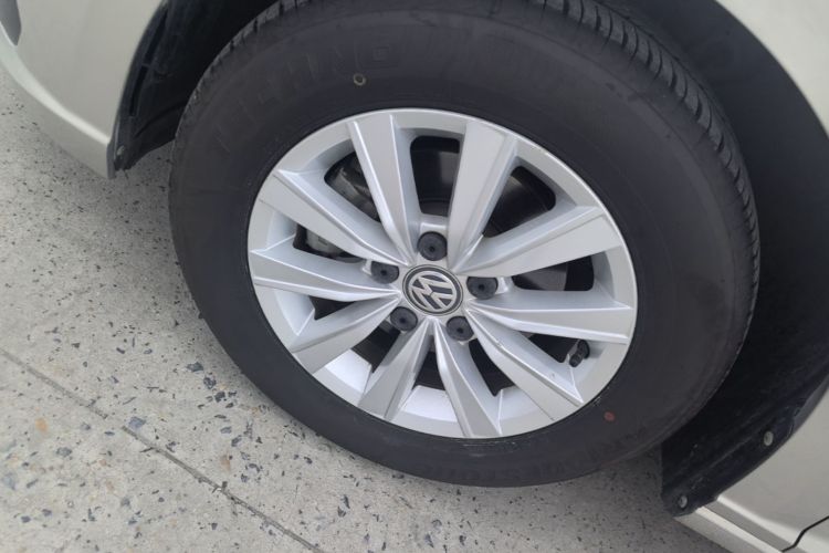 Volkswagen Lavida 2019 #9 Volkswagen Lavida 2019 car image #9