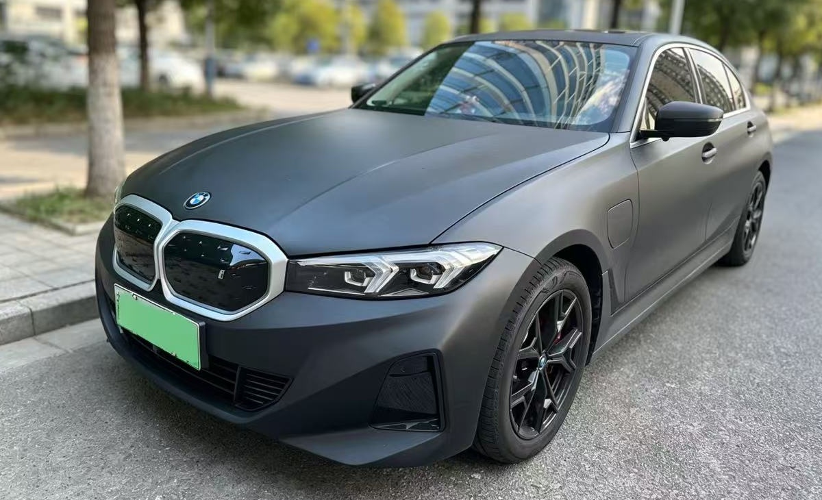 BMW i3 2024 car image 