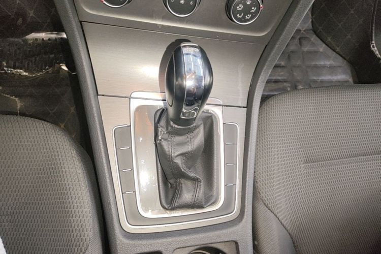 Volkswagen Golf 2016 #14 Volkswagen Golf 2016 car image #14