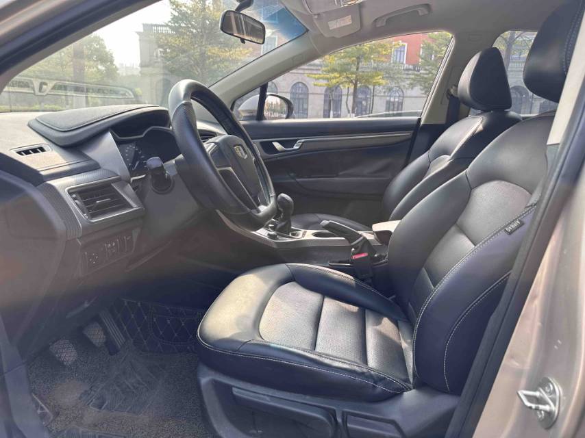 GEELY Emgrand GS 2017 car image #7