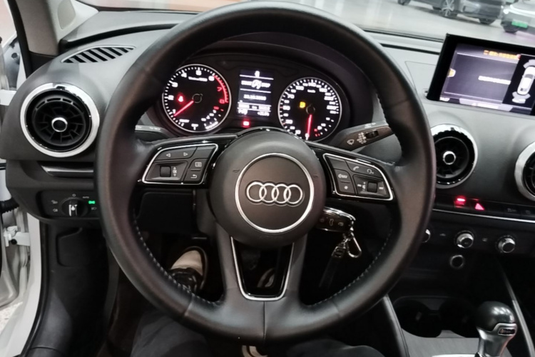 Audi A3 2018 #11 Audi A3 2018 car image #11