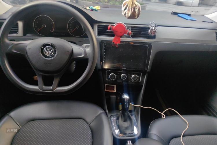 Volkswagen Santana 2017 car image #11