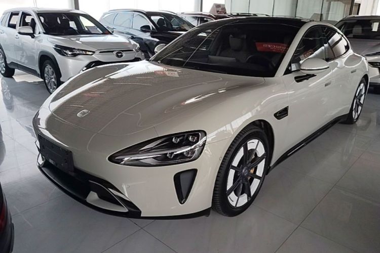 MI SU7 2025 car image #2