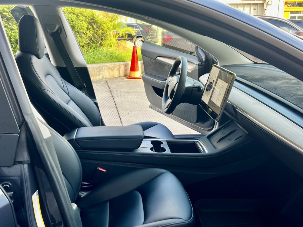 Tesla Model 3 2022 car image #20