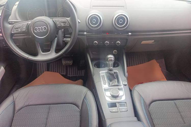 Audi A3 2017 car image #11