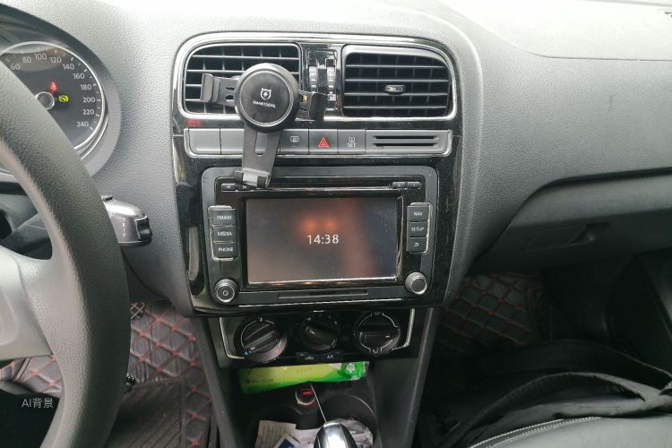 Volkswagen Polo 2016 #15 Volkswagen Polo 2016 car image #15
