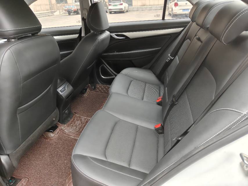GEELY Emgrand 2020 car image #6