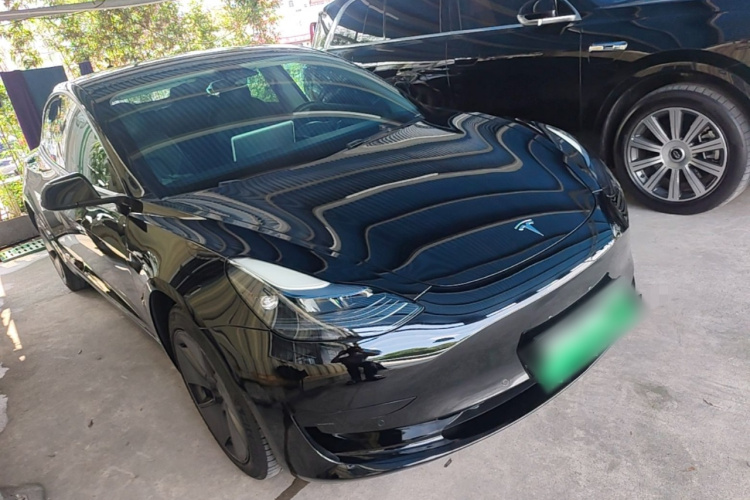 Tesla Model 3 2022 car image #4
